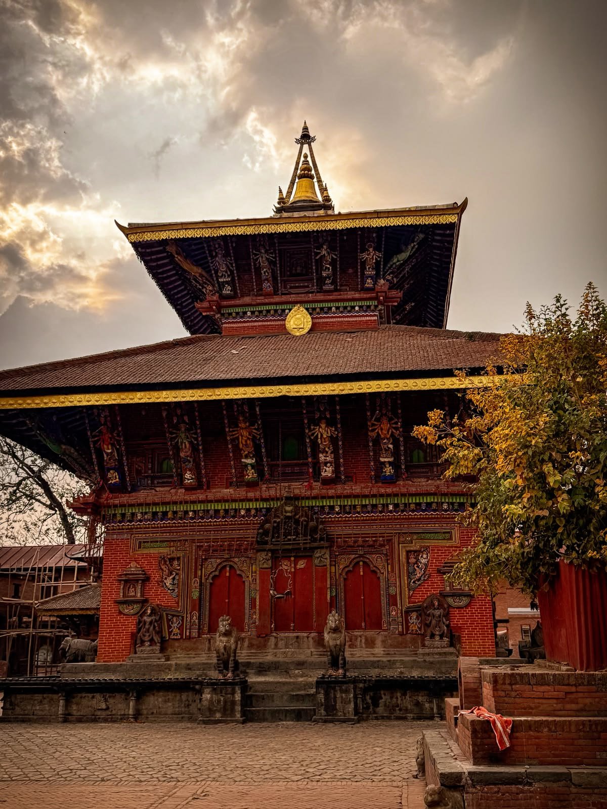 Nagarkot Changunarayan in Kusma - Nepal tour