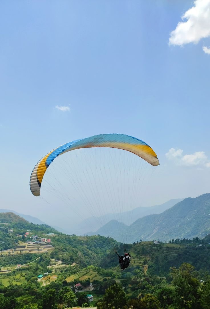 Paragliding in Bandipur in Bandipur - Nepal tour